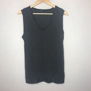 Gap Gray Sleeveless Shirt